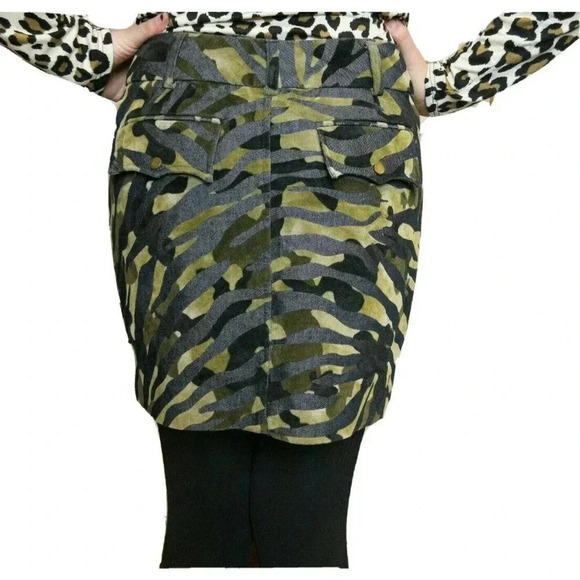 Express Women Green Camoflauge Mini Skirt Sz 1 2 Stretch Pockets Neutral Rock - Picture 2 of 10